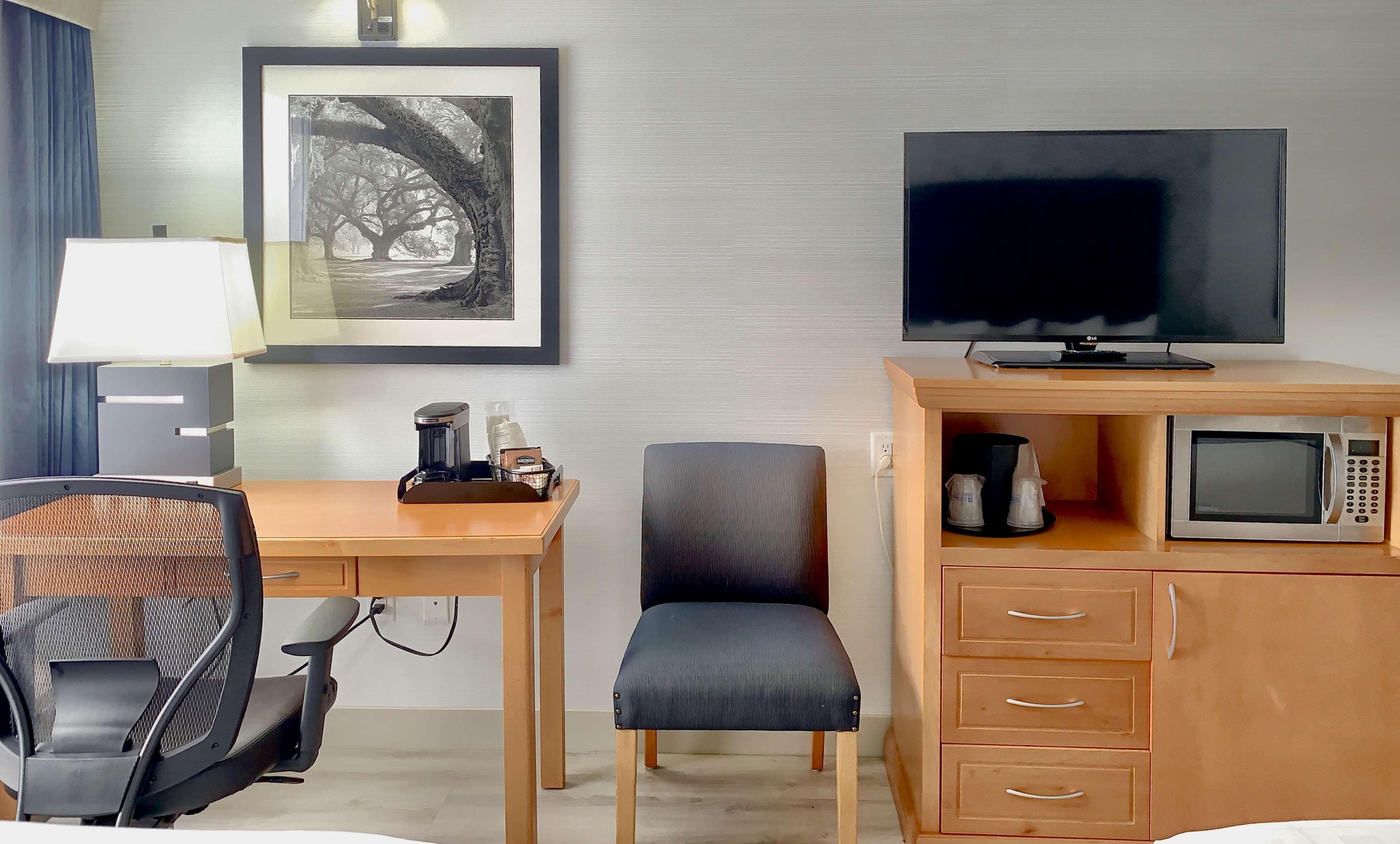 Best Western Plus Regency Inn And Conference Centre Abbotsford Ngoại thất bức ảnh