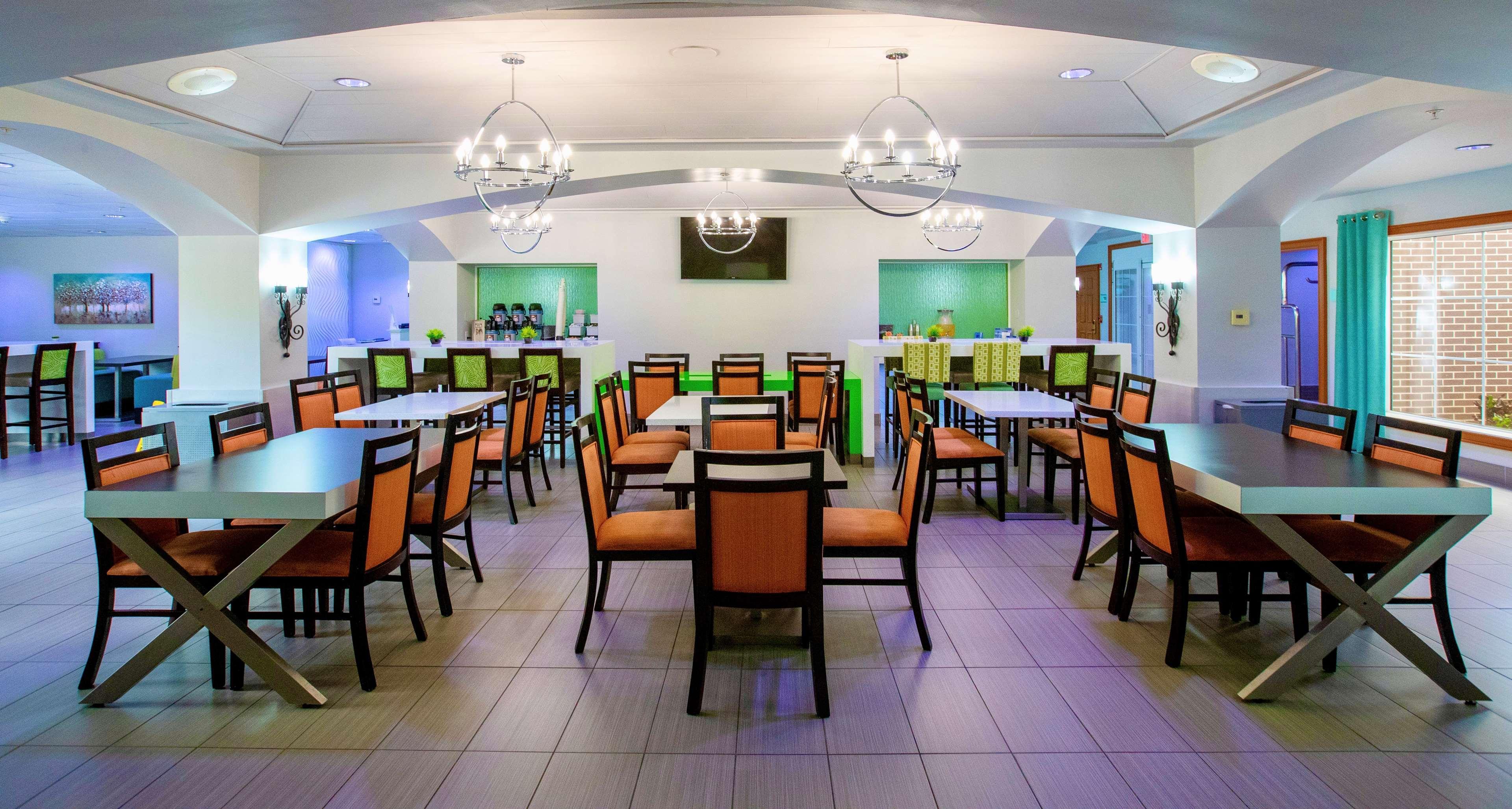 Best Western Plus Regency Inn And Conference Centre Abbotsford Ngoại thất bức ảnh