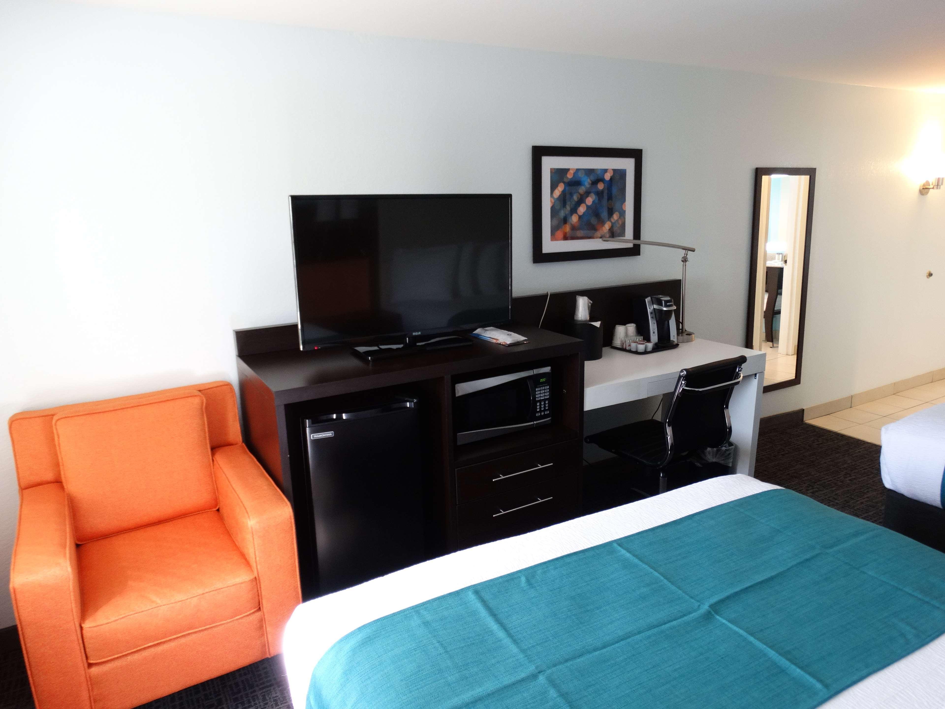 Best Western Plus Regency Inn And Conference Centre Abbotsford Ngoại thất bức ảnh